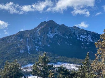 Advanced Snowshoe – Lily Mountain