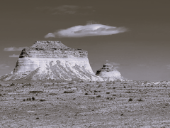 Ascending Hikes – Pawnee Buttes Ascending Hikes – Pawnee Buttes