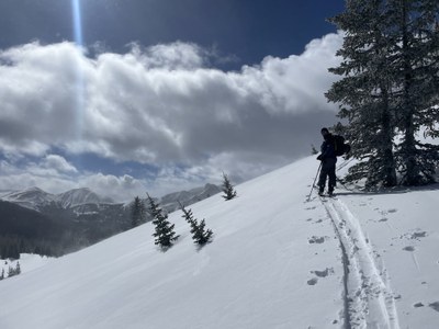 Backcountry Skiing/Splitboarding – Montgomery Pass