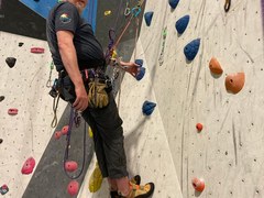 Climb – Movement Golden