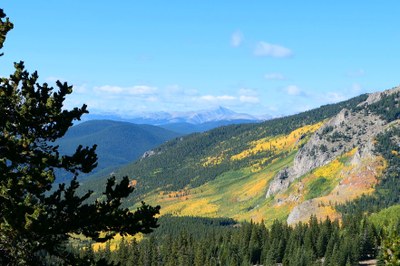 Hiking – Abyss Lake TH - Abyss Lake Trail to Abyss Lake Hiking – Abyss Lake TH - Abyss Lake Trail to Abyss Lake