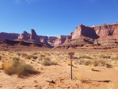 Hiking – Canyonlands - Island in the Sky