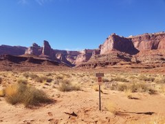 Hiking – Canyonlands - Island in the Sky