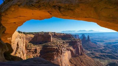 Hiking – Canyonlands Needles District