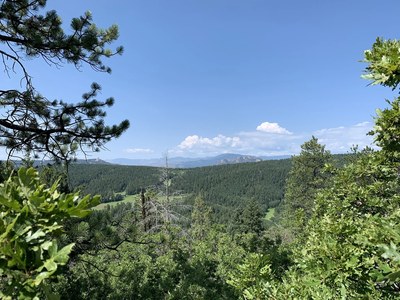 Hiking – Indian Creek Trailhead - Indian Creek Trail