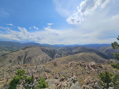 Hiking – Mount McConnel