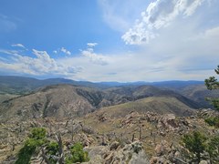 Hiking – Mount McConnel