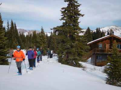 Intermediate Snowshoe – Shrine Mountain Inn: Jay's Cabin