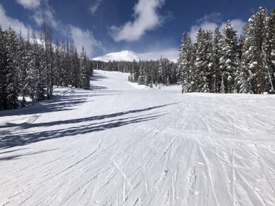 Resort Skiing/Snowboarding – Easy trails - Breckenridge Ski Resort Resort Skiing/Snowboarding – Easy trails - Breckenridge Ski Resort