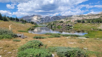 3-Day: Deep Lake and Heart Lake from Sheep Lake TH returning over Medicine Bow Peak