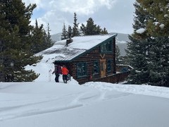 Backpacking Section (BPX) Educational Series - Winter Backpacking Without Tents - an Expert's Guide to Hut Trips